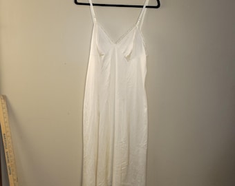 Sukienka Vanity Fair w stylu vintage, rozmiar 36, kolor kości słoniowej, nylon, koronka Antron, regulowane ramiączka