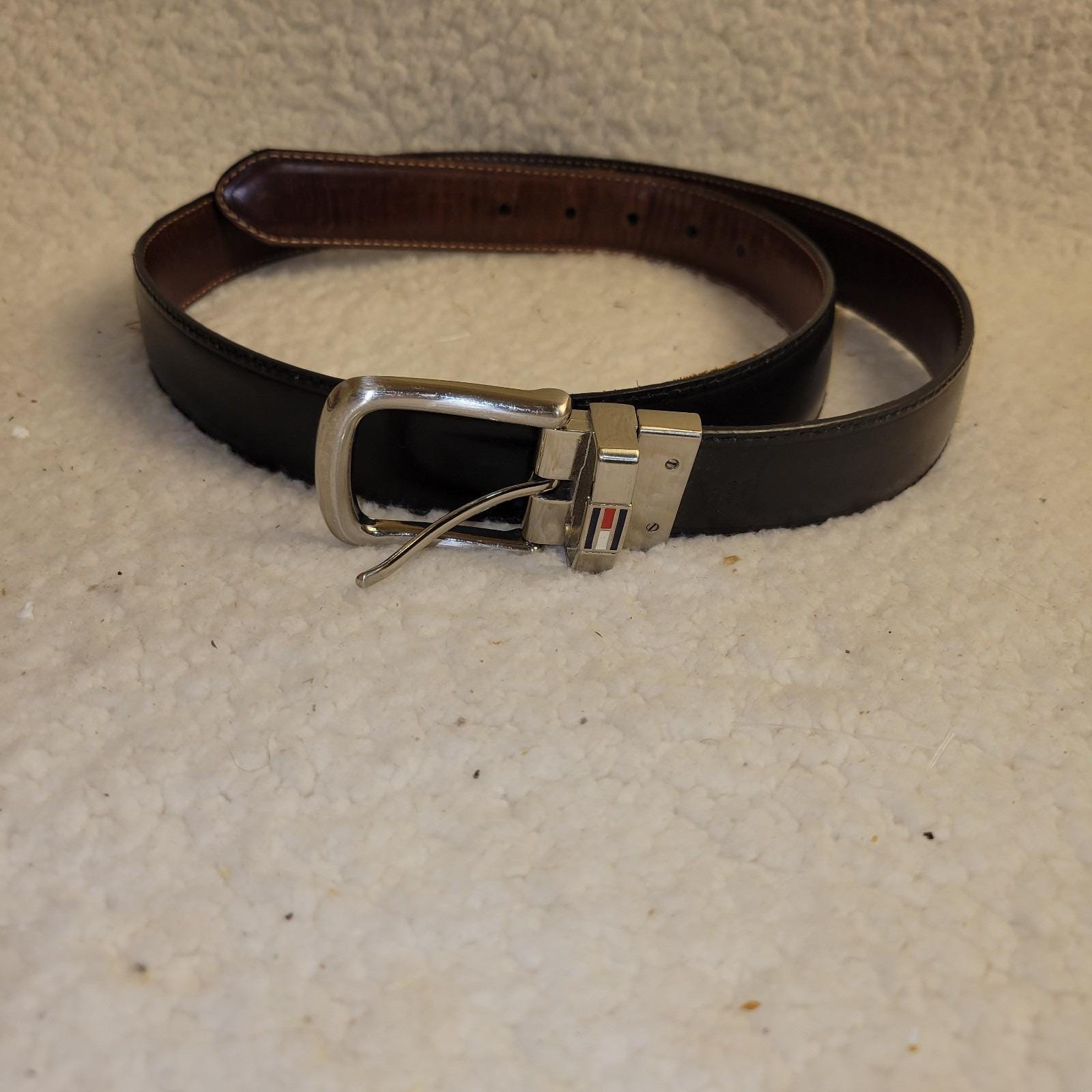 Leather Belts Danny Belt Tommy Hilfiger 1980 Vintage Y2K Tommy Hilfiger Reversible Belt Navy Brown 40” Made in Taiwan display picture 1