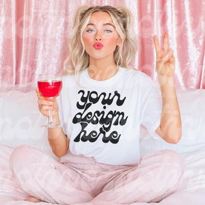 T-Shirt Mockup White Shirt Mock up TShirt Model Mock Up Tee Mock-up Women Mockup Influencer Mock up Bella Canvas 3001 Gildan 5000 6400