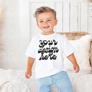 Maquette de t-shirt pour tout-petit, chemise blanche, maquette de t-shirt pour enfant, maquette de chemise pour tout-petit, maquette pour garçon, maquette mignonne, maquette pour enfant 3001T 3321 64500P