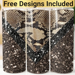 Puede incluir: Tres vasos de acero inoxidable con un diseño de estampado de piel de serpiente. El diseño presenta una mezcla de colores marrón, negro y beige. La parte superior de la imagen tiene el texto "10 Free Designs Included" en letras doradas.