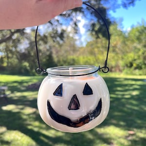 Vela de cera de soja con diseño de calabaza de Halloween (340 g) – Decoración acogedora para el hogar en otoño