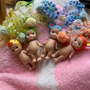 Sonny Engel Schlüsselanhänger! | Kawaii Mini Doll Anhänger, Sammlerstück Spielzeug Zubehör, süße Tasche oder Telefon Dekoration