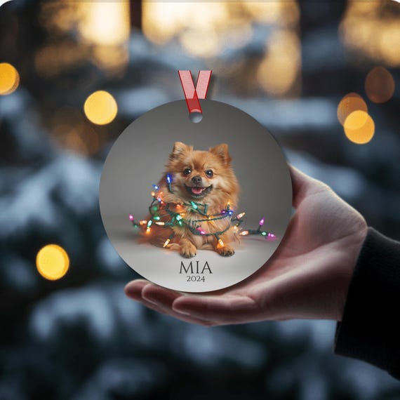 Pomeranian Christmas Ornament | Custom Dog Name Ornament | Pomeranian Mom Gift | Dog Lover Holiday Decor