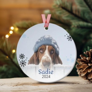 Bassett Hound Personalized Christmas Ornament, Custom Dog Ornament, Dog Name Ornament, Dog Lover&#39;s Gift, Bassett Hound Gift Idea, Dog Lover