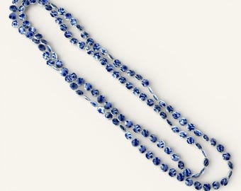 Vintage Blue White Chinoiserie Necklace Asian Ginger Jar Style Plastic Beads 23”