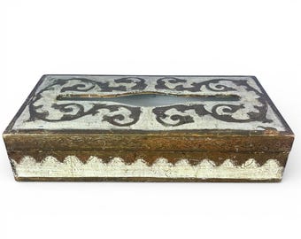 Vintage Florentine Style Gilt Wood Tissue Box Holder Vanity Hollywood Gold Decor