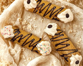Dog Cannoli Treats (Pupannoli) | Dog Birthday Treats | Gourmet Dog Bakery Cookies | Dog Party Treats | Peanut Butter Pumpkin Dog Biscuits