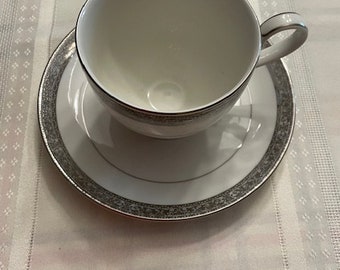 Mikasa Fine Bone China Tea Cup and Saucer Imperial Court Platinum