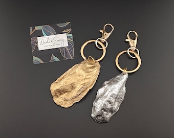 Natural Oyster Shell Keyring, Premium Gold or Silver Finish, Ideal Gift for Any Occasion, Handmade and Handcrafted