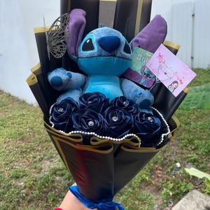 Stitch bouquet, Ramos, Rosas eternas, roses, ribbon roses