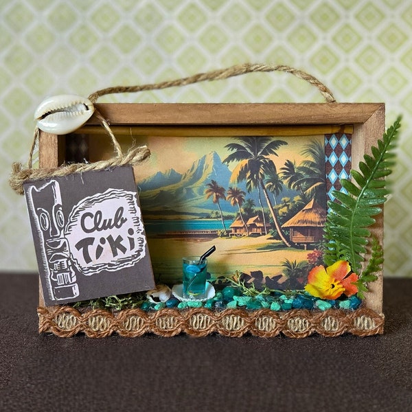 Tiki Bar Summer Shadow Box Vintage Polynesian Diorama Decoration