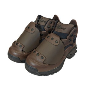 Nautilus N1512 Safety Shoe Mens 9.5M Hiking safety toe