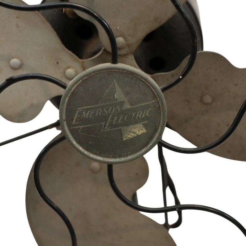 Ventilador oscilante vintage Emerson Electric 2450B de 10" con aspas metálicas, años 40. imagen 2