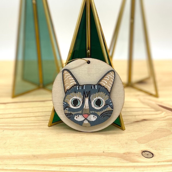 Gray Stripe Siamese Kitty Cat Wood Christmas Ornament Customizable / Holiday Tree Hand Painted Gift / Retro Unique Handmade Wood Decor