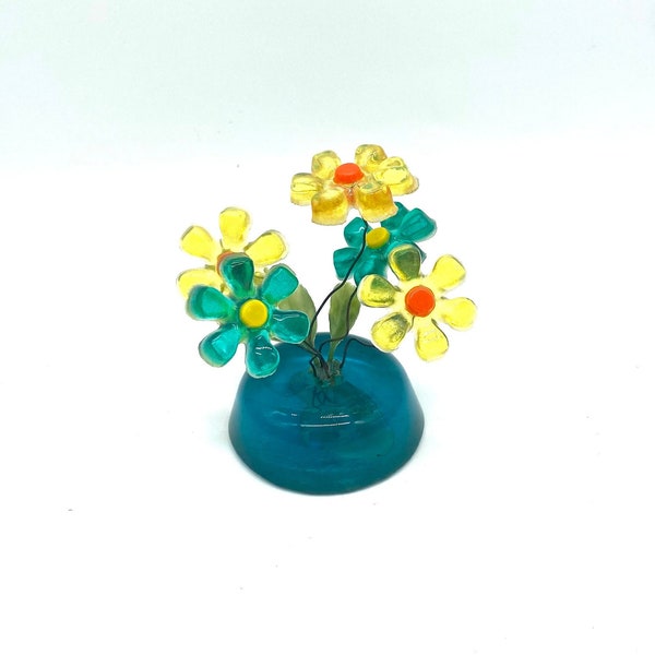 Vintage 60s Lucite Flower Bouquet Turquoise Yellow Daisy Flowers Colorkist Hawaii / Retro Groovy Resin Colorful Flower Power Sculpture