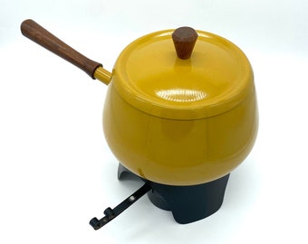 Vintage Mid Century Modern Mustard Yellow Enamel on Aluminum Fondue Pot Set / Retro Mod Covered Dish on Metal Stand with Warmer