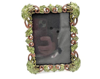 Vintage Victorian Art Nouveau Metal Enamel Ivy Vines Photo Picture Frame / Retro Whimsigoth Fairy Floral Brass Decor Photograph Display