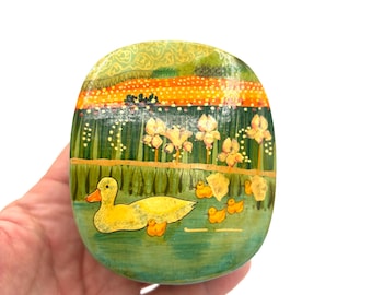 Vintage Paper Mache Yellow Duck Ducklings Painted Trinket Box Lacquered / Retro Small Mallard Bird Gift Vanity Bedroom Bathroom Home Decor