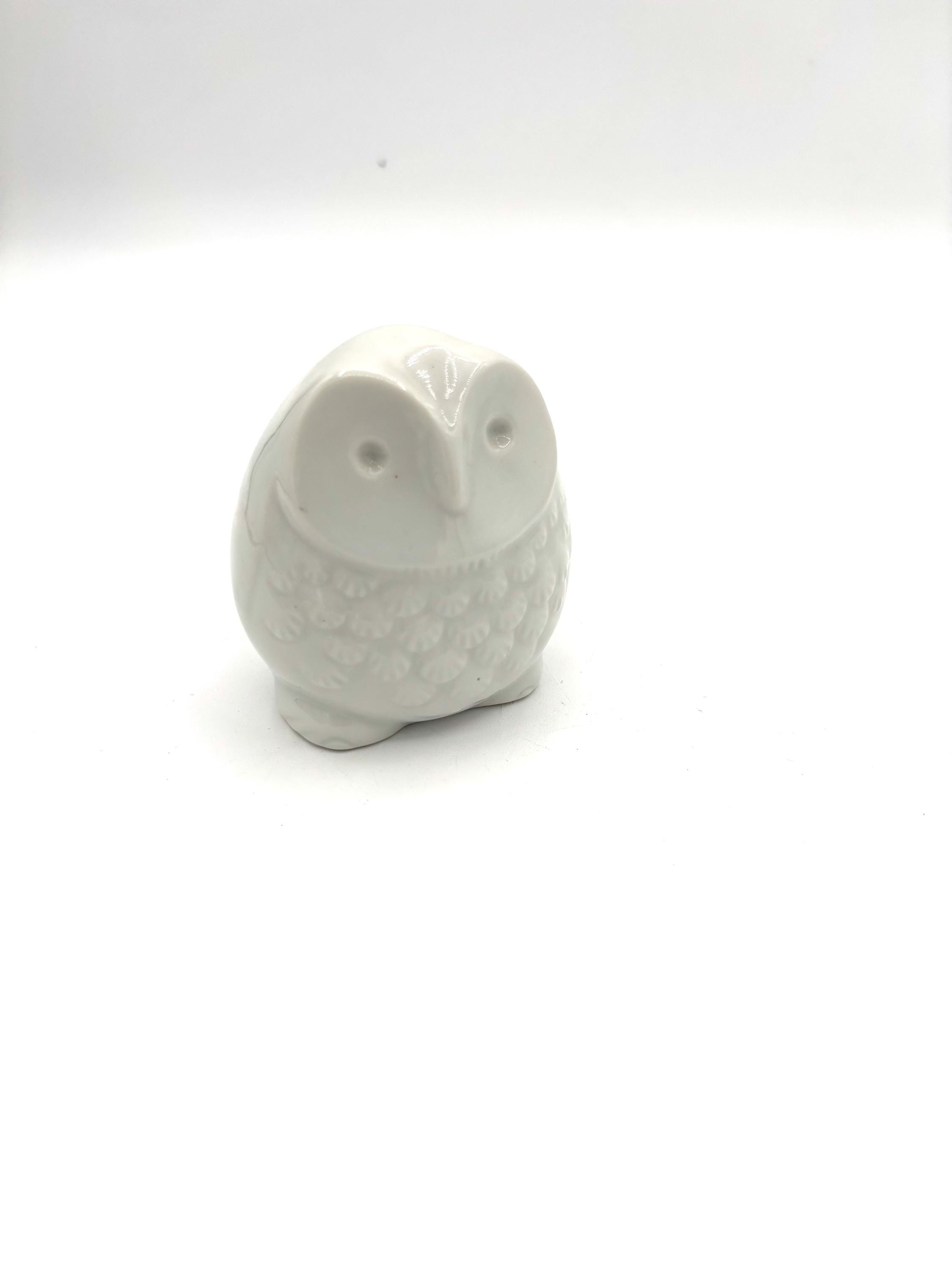 Vintage White Porcelain Owl Bird Figurine Farmhouse Chic / Retro Glazed Ceramic Birds Desk Office Li