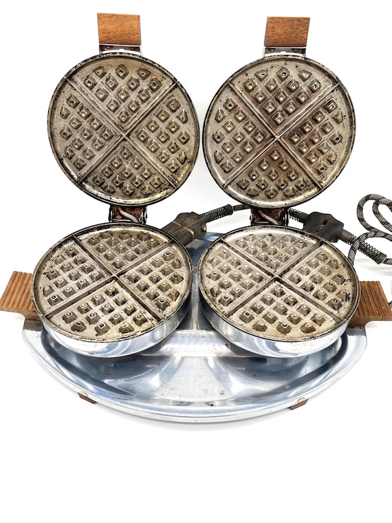 Vintage Mid Century Modern Chrome Heatmaster Double Waffle Maker