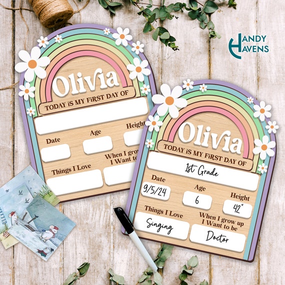 Customized Back to School Sign, First Day of School Sign, Last Day of School Sign, Back to School Photo, Custom Kids Daisy School Board Sign