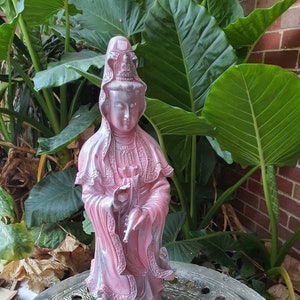 Goddess Quan Yin Statue, Kwan Yin, Guan Yin, Vase of Compassion, Rose Quartz Finish with real Gemstones Bodhisattva, Kuan Yin Buddhist Deity