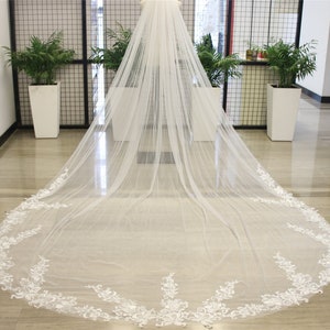 Flower Lace Wedding Veil Floral Veil with Comb One Tier Lace Veil Chapel Veil Royal Veil Long Lace Veil White/Beige/Ivory/Champange Veil