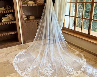 Sequined Flower Lace Cathedral Length Veil, Ivory Tulle Wedding Veil, Boho Bridal Veil, Elegant Long Lace Veil