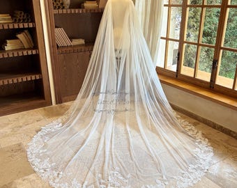 Sequined Leaf Lace Wedding Cape, Bridal Cape with Two Pins, V Back Shoulder Cape, Cathedral Cape Veil, Romantic Bridal Cover Up