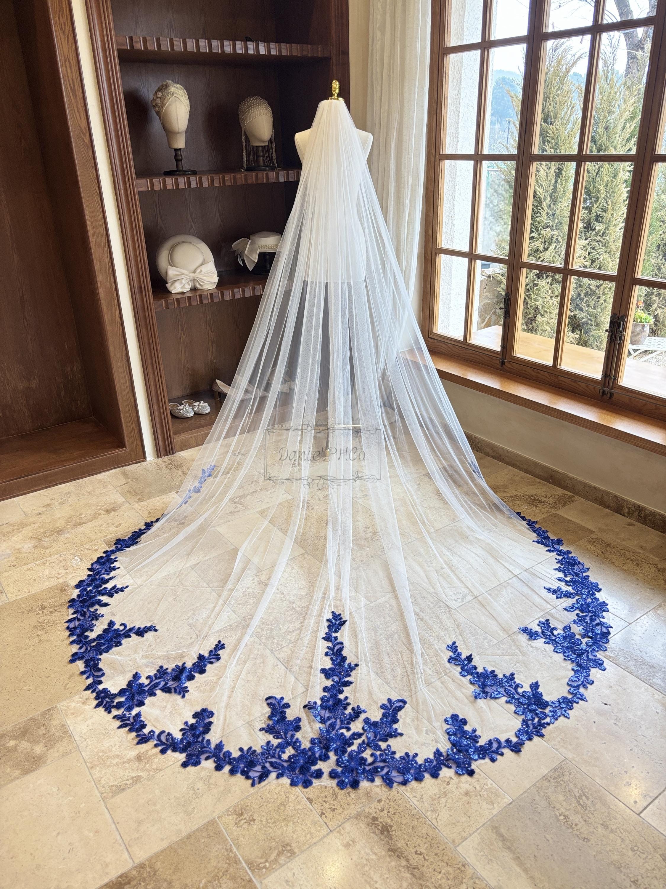 Navy Blue Sequined Flower Wedding Veil, Floral Lace  display picture 2