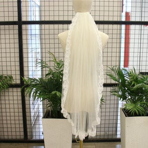 Fingertip Veil Lace Trim All Around Bridal Veil One Tier Ivory Veil Bridal Lace Trim Veil Short Bridal Veil White/Beige/Champagne/Ivory Veil