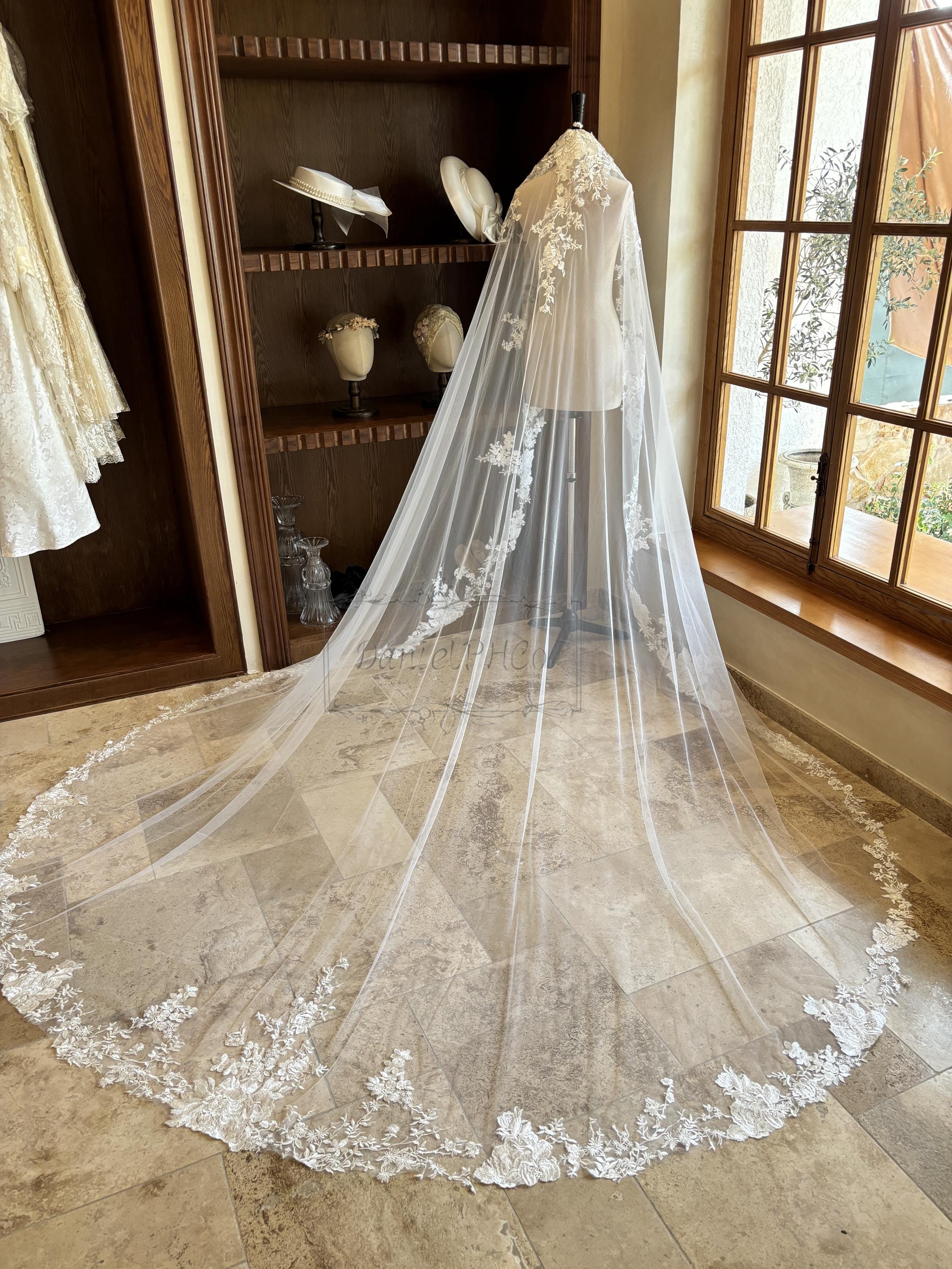 Bianco Evento velo da sposa lungo con bordo in pizzo 250cm - S290