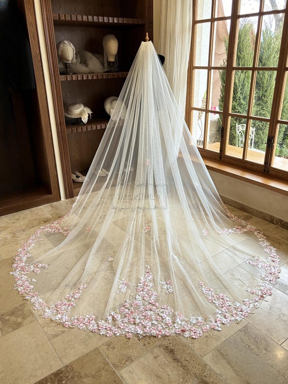 Pink White Flower Wedding Veil, Floral Lace Bridal Veil, 3D Flower
