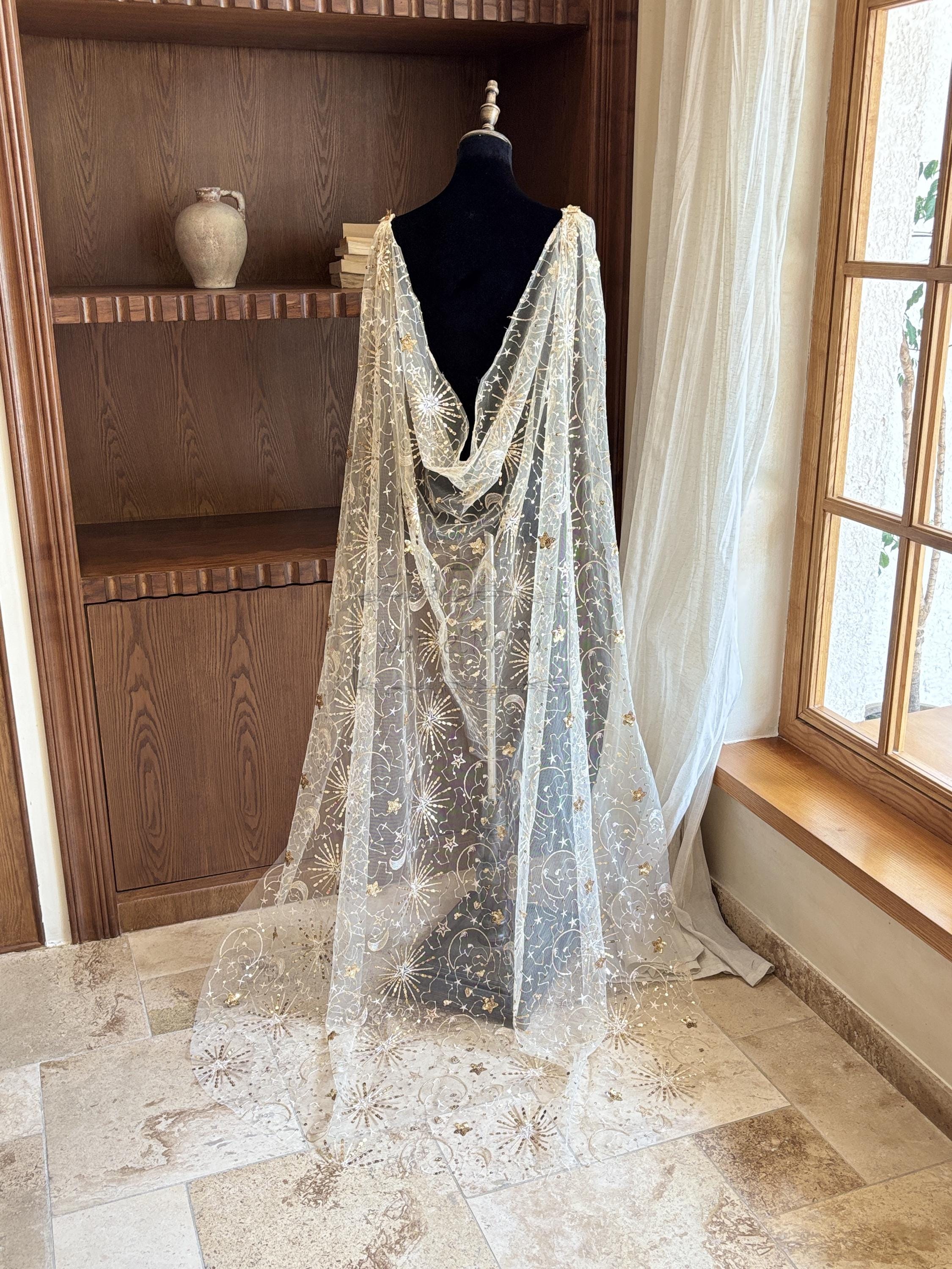 Sparkly Gold Star Moon Cape Veil, Sequined Star Bridal Wedding Cape with Pins, Celestial Cape, V Back Wedding Cape, Vintage Wedding Cape