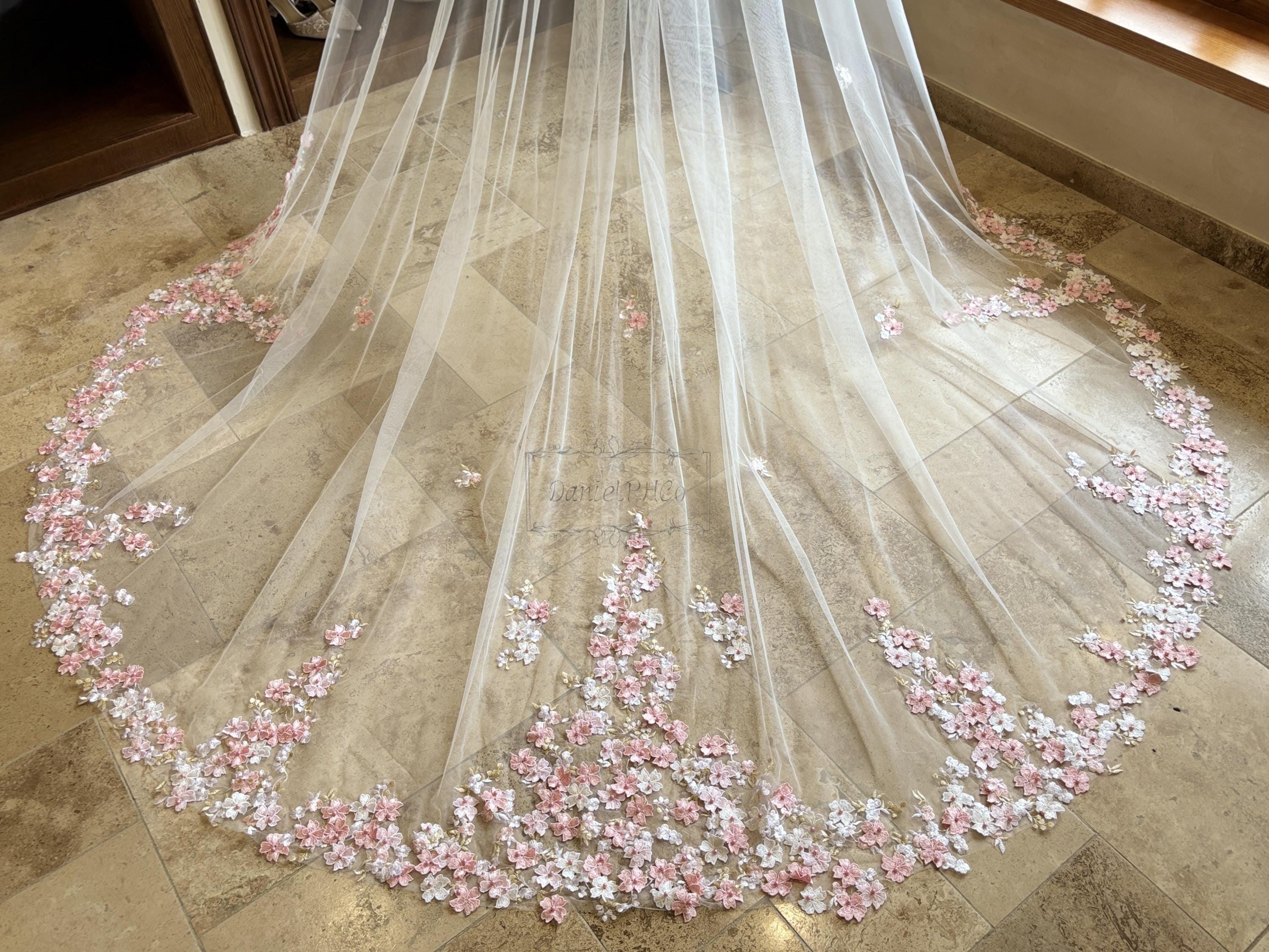 Pink Magnolia White Lace Wedding Veil Magnolia Lace Fingertip Veil – Atelier Elise main image 4