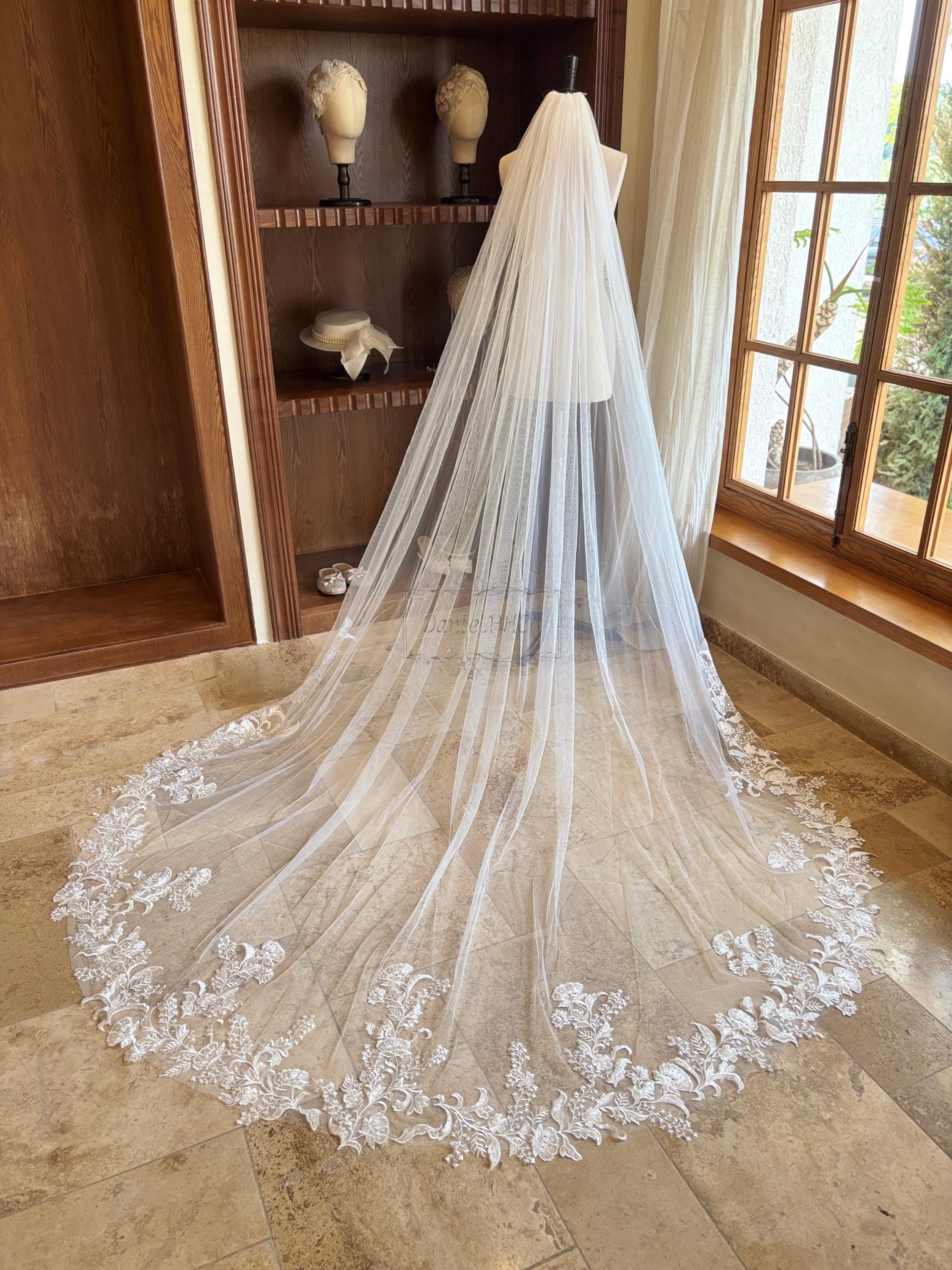 EllieWely 1 Tier Cathedral Length 3 M(118 inch) butterfly lace Wedding Bridal Veil With Metal Comb L60 Ivory