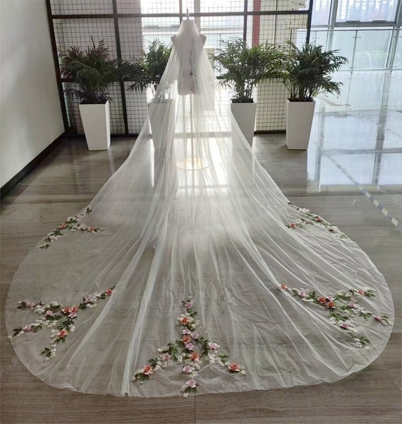 Wonderful Flower Lace Veil,lace Applique Bridal Veil,ivory  display picture 1