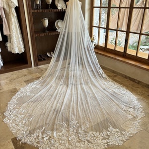 Ivory Floral Lace Wedding Veil, Soft Tulle Veil with Comb, Flower Lace Bridal Veil, Sequined Flower Wedding Veil, Floral Cathedral Veil