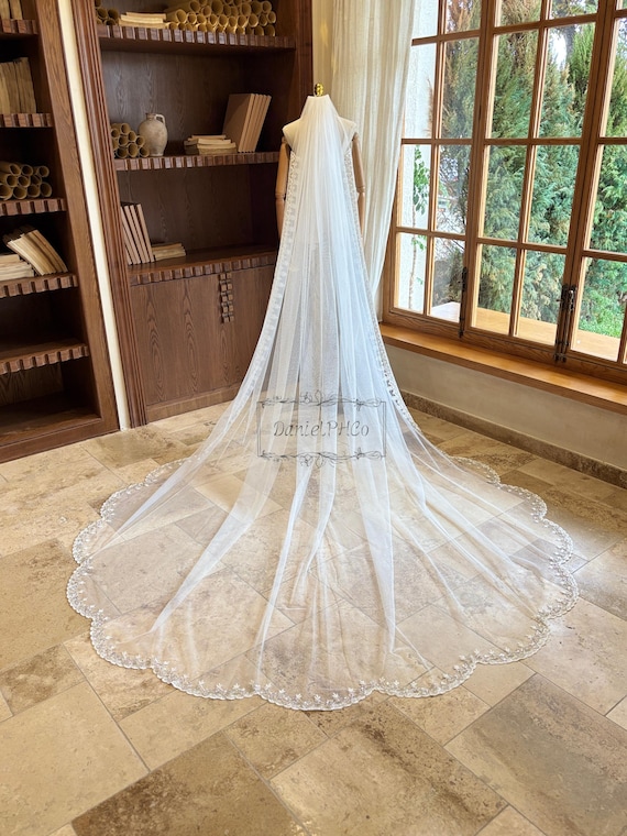 Sequined Beaded Lace Wedding Veil, Irregular Hem Cathedral  display picture 1