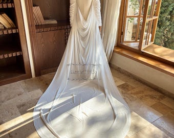 Mantella da sposa in chiffon avorio con maniche lunghe, mantello da sposa minimalista, elegante coprispalle da sposa in stile cattedrale, semplice mantello da sposa