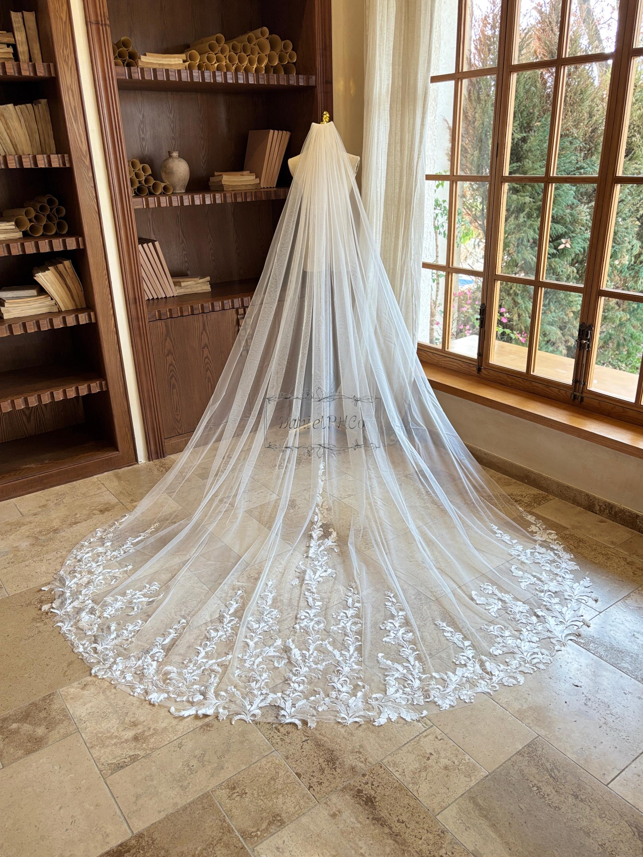 Boho Floral Lace Bridal Veil, Elegant Sequined Cathedral Wedding Veil,…