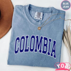Comfort Colors® Colombia Shirt, Colombian Tshirt, Latina Tee, Latino Tshirt, Colombia Gift, Colombian Pride Shirt, Colombia Travel T sa 710b