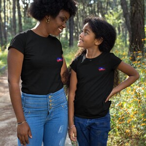 Kids Haitian Flag Day T-Shirt – Minimalist Design – Haitian Heritage Shirt – Youth – Haiti Pride Gift