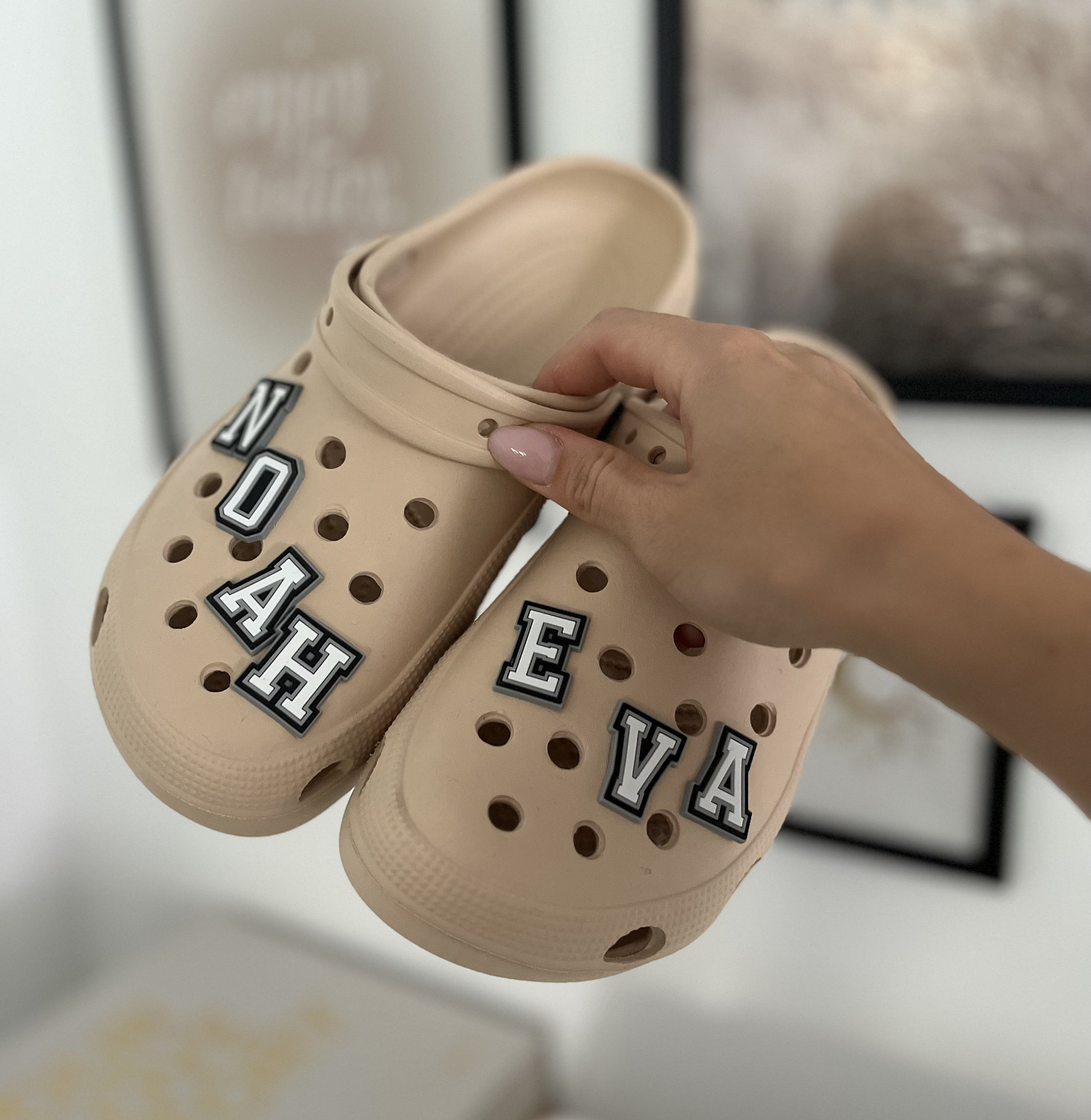 letter charms crocs｜TikTok Search