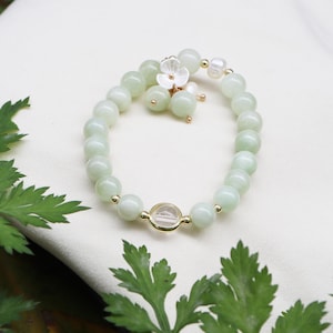 Freshwater Pearl Crystal Bead Single Loop Fashion Bracelet for Women Bracelet with Flower Pendant Gift for Ladybro