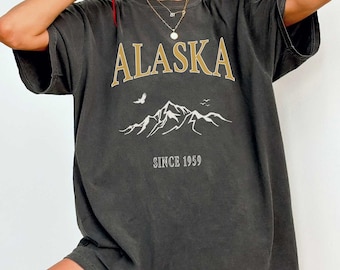 Alaska Shirt Mountain Crewneck Retro Alaska Tshirt Tee Alaska Crewneck AK State Clothing Outdoor Apparel Nature Comfort Color Vintage Hike