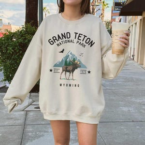 Grand Teton National Park Sweatshirt, Grand Teton Sweater, Wyoming Crewneck, Camping Hiking Pullover, Nature Shirt Gift, Outdoor Adventure
