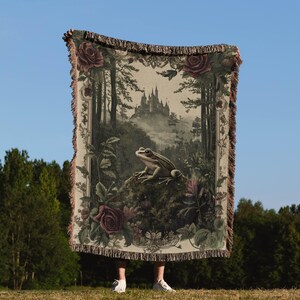 Goblincore Frog Blanket Medieval Toad Castle Tapestry Fantasy Woodland Frog Woven Blanket Gothic Whimsical Folklore Toad Dark Cottagecore