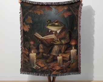 Frog Woven Blanket Bookish Toad Throw Frog Librarian Tapestry Light Academia Literature Reader Book Nook Decor Fantasy Enchanted Goblincore